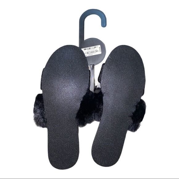 INC Womens Double Band Black Faux Fur Slippers NWT - Picture 3 of 3